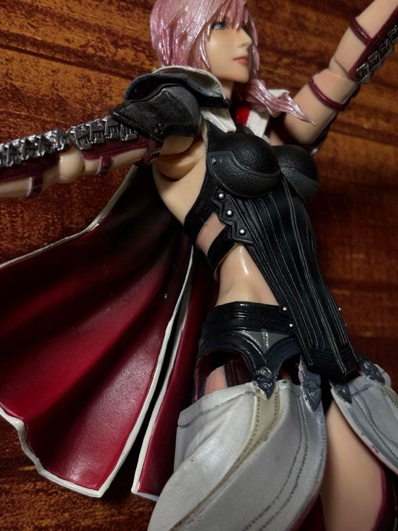 PLAY ARTS改 ライトニング リターンズ FFXIII ライトニング