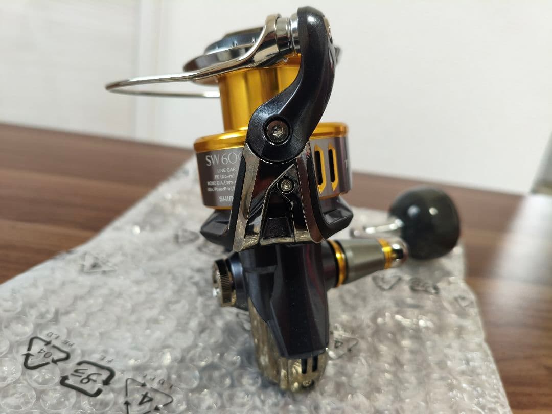 ［極美品］シマノ 15ツインパワー SW 6000HG