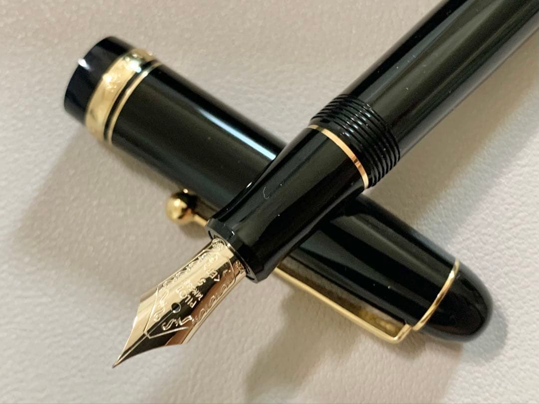 パイロット PILOT カスタム74 EF 極細　黒 ブラック