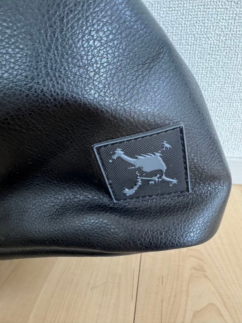 Oakley ブラックバッグ メッシュポケット付き　新品未使用