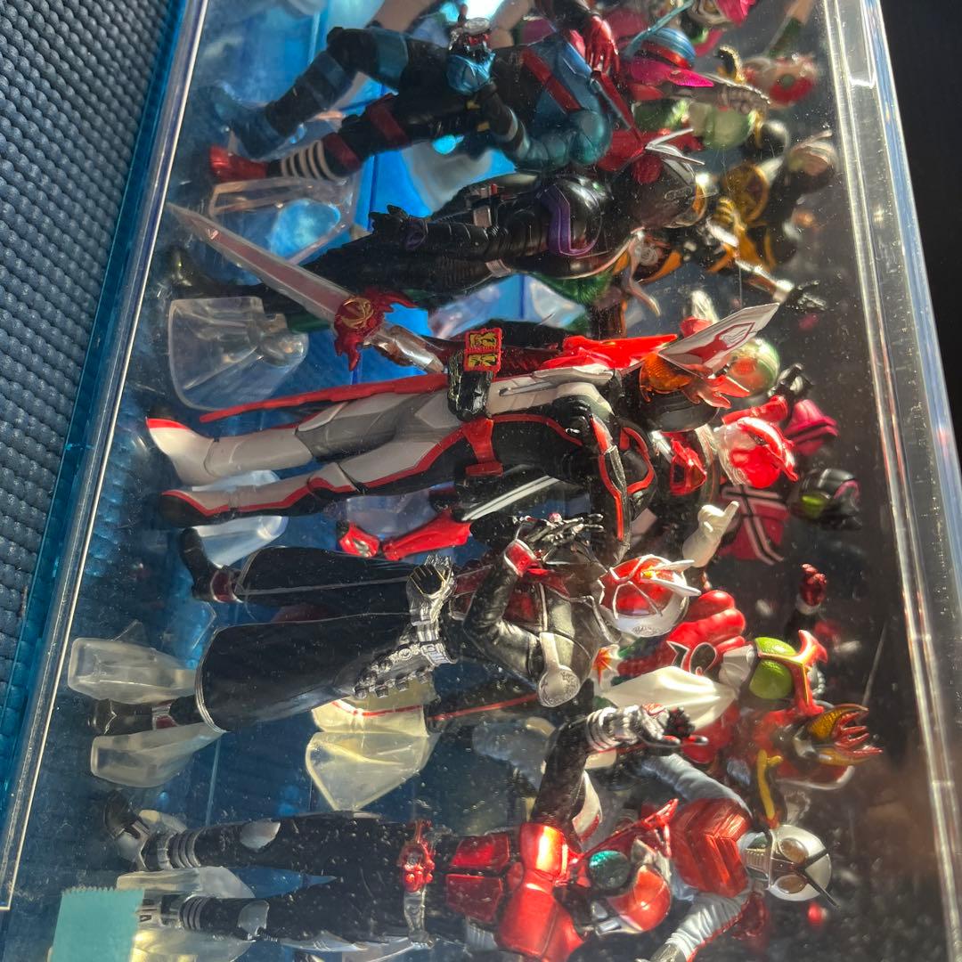 仮面ライダー創絶　フィギュアセット
