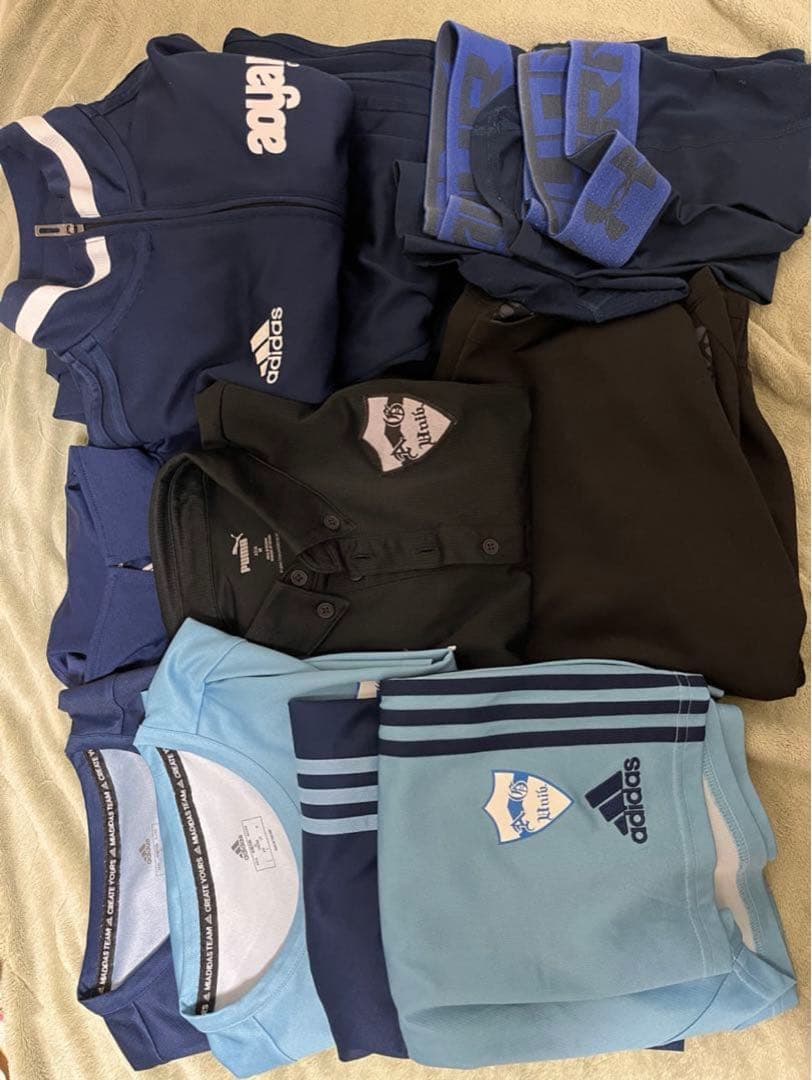 青山学院大学ホーム&アウェーユニフォーム上下セット。