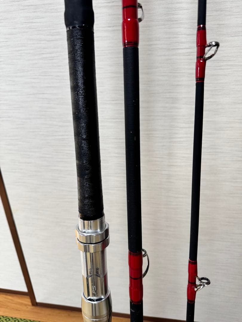 ダイワ幻覇王クエ！ 竿受け、リール60付けます。