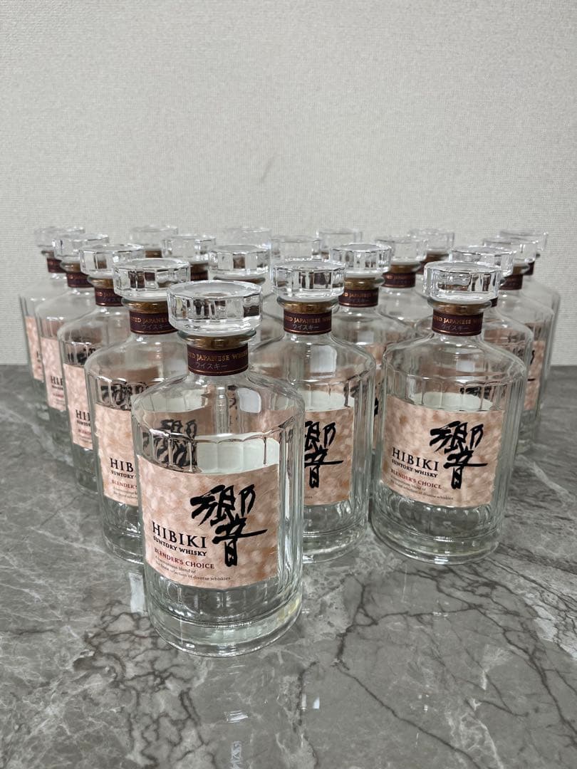 山崎、響、白州、バランタイ、マッカラン、等数々空瓶