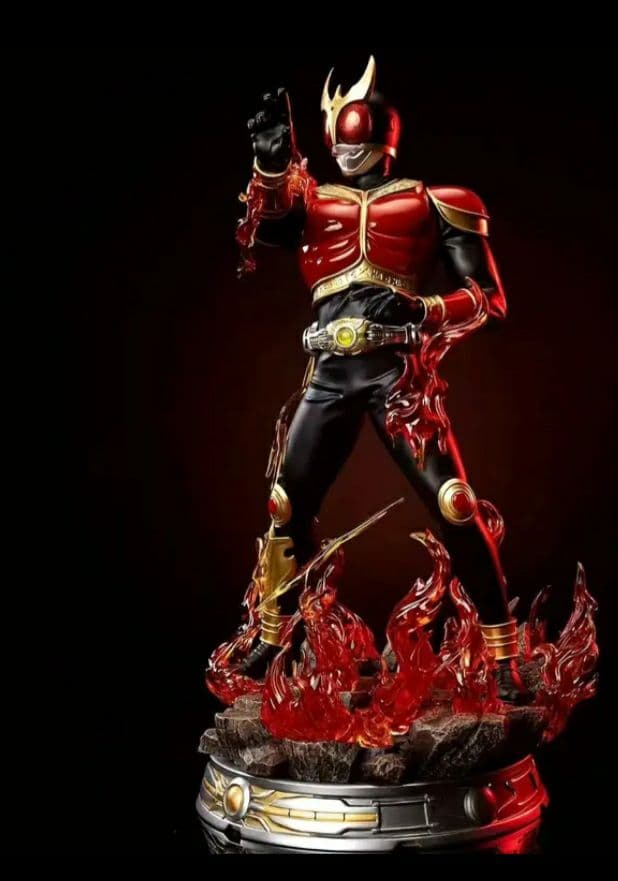(入手困難)仮面ライダークウガ フィギュア 炎エフェクト付き