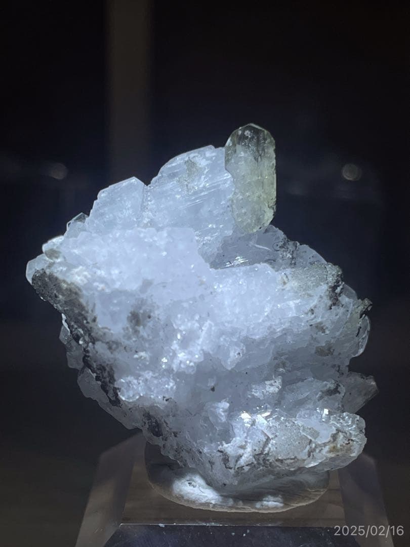 ブラジリアナイト ブラジル産 鉱物標本