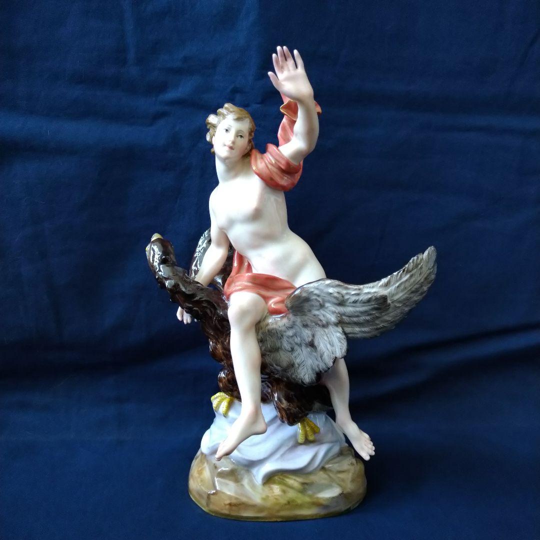 1924年以前マイセン『ジュピターに扮する鷲に乗るガニュメデス』