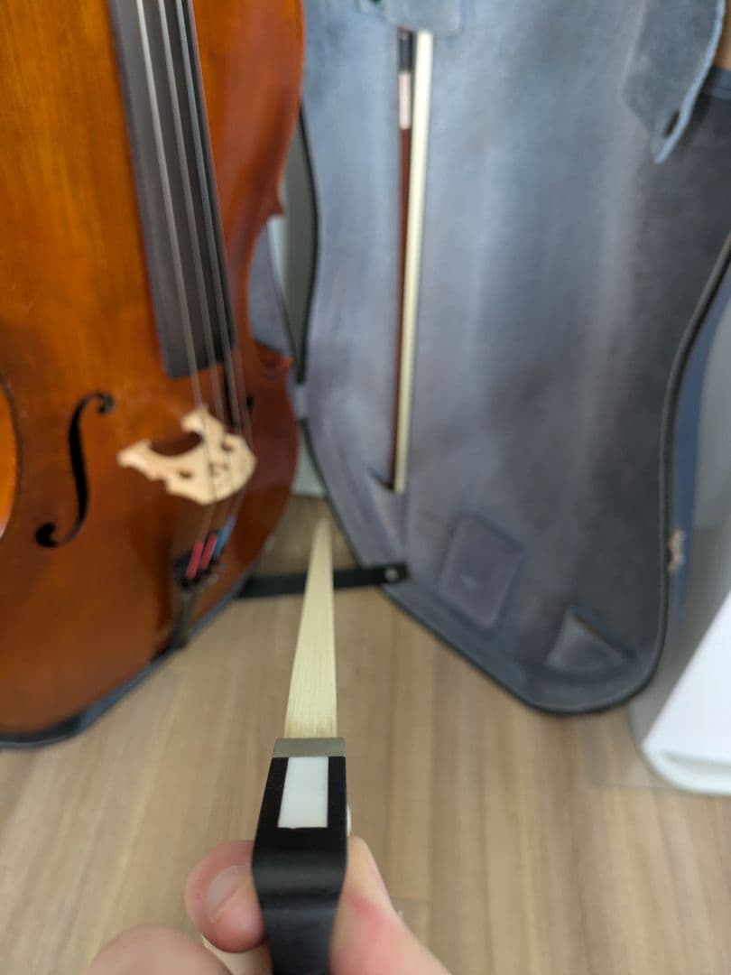 チェロ　本体　弓　ケース