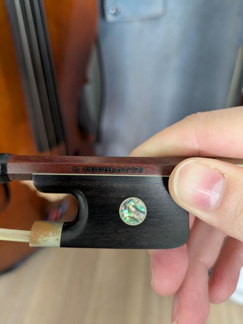 チェロ　本体　弓　ケース