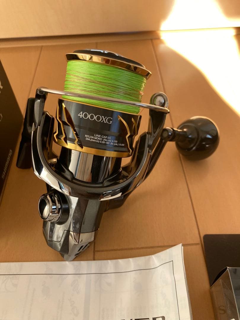 20ツインパワー4000XG スピニングリール