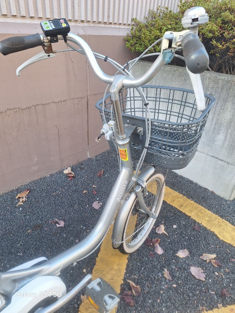 ブリジストン　アシスタワゴン 三輪電動アシスト自転車 シルバー