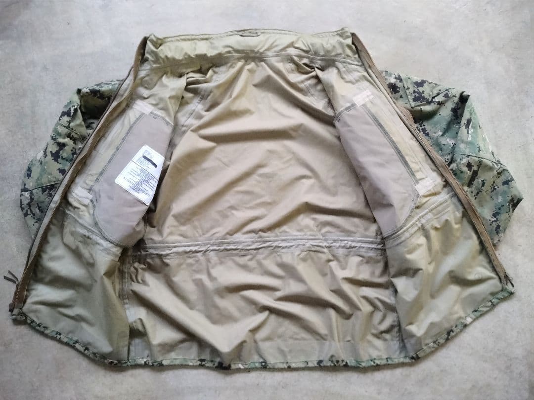 米軍 ECWCS ゴアテックスパーカー L−R