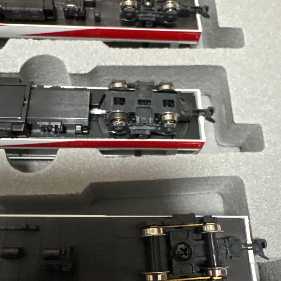 KATO 10-150 伊豆急2100系　リゾート21