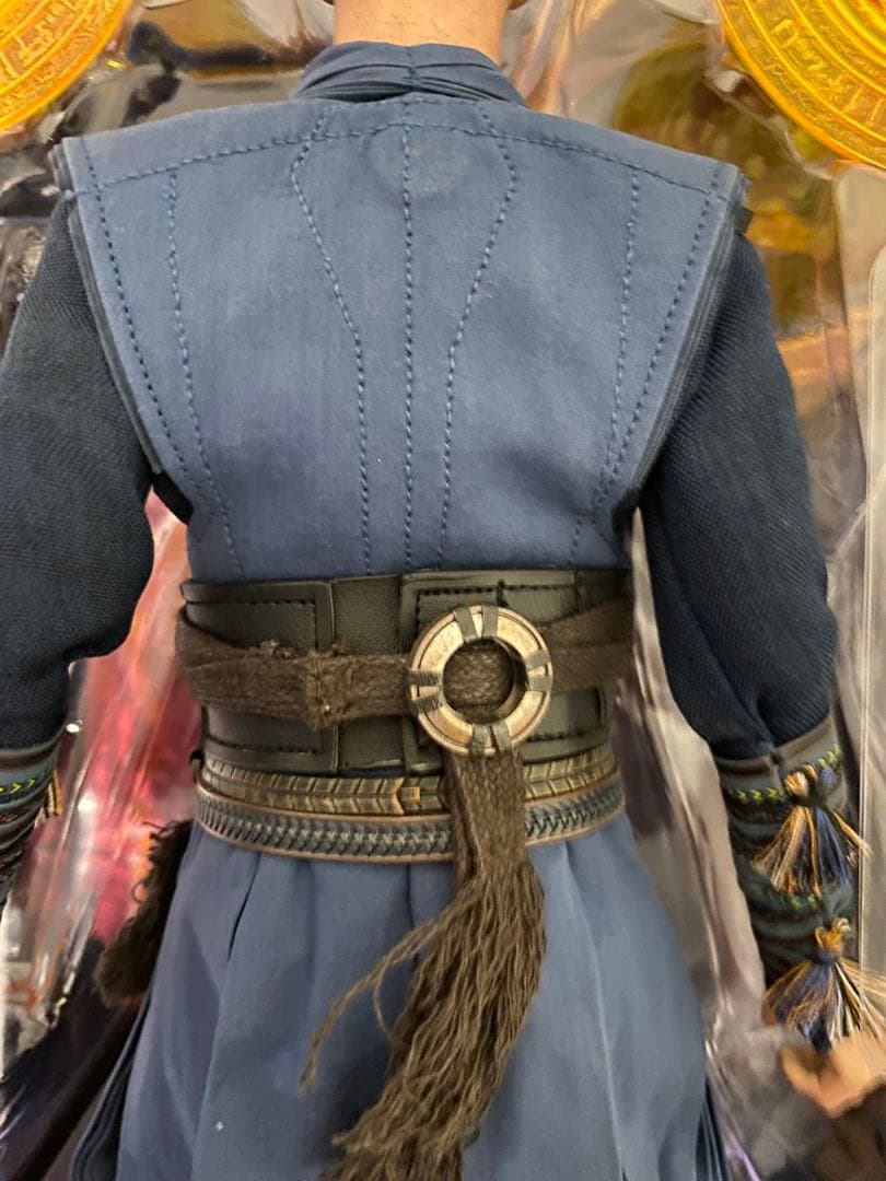 アベンジャーズ インフィニティ・ウォー 1/6フィギュア　ドクター ストレンジ