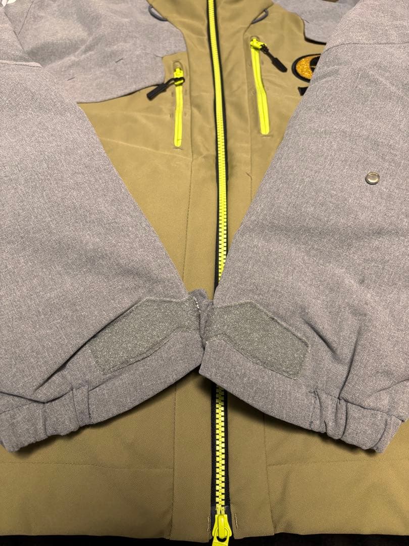 [美品] デサント スキージャケット Lサイズ