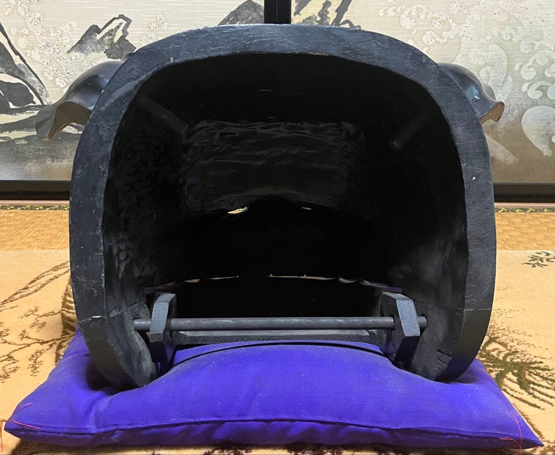 【木彫りの獅子頭】獅子舞　開閉式　縁起物　雌雄片方づつの出品　①