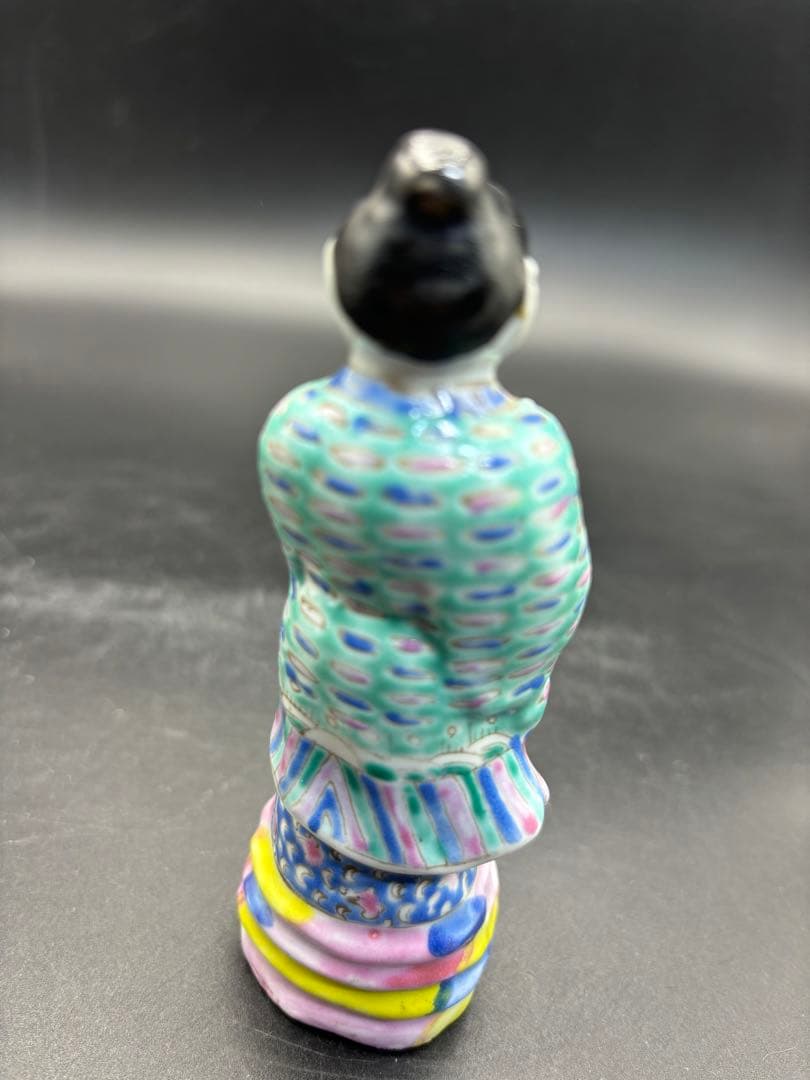 中国美術 古玩 色絵陶人形 陶器人形 高さ約13cm 置物 オブジェ 古董品