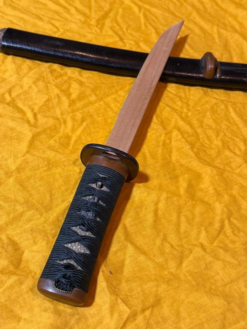 短刀拵　素銅地揃金具　小柄/割笄付