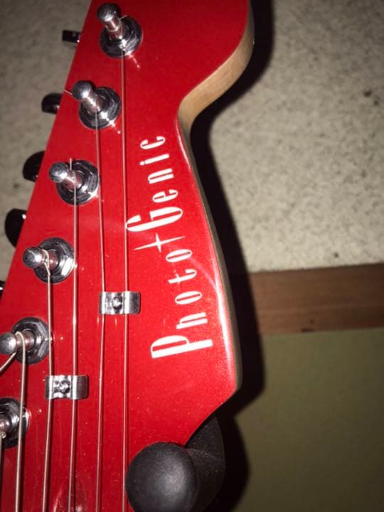 エレキギター ストラトキャスター