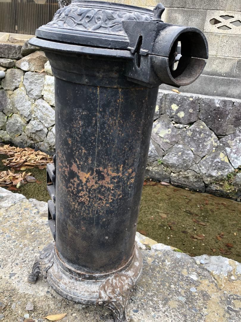 フランス　ストーブ 鋳物 鉄製 シャビー レトロ ヴィンテージ