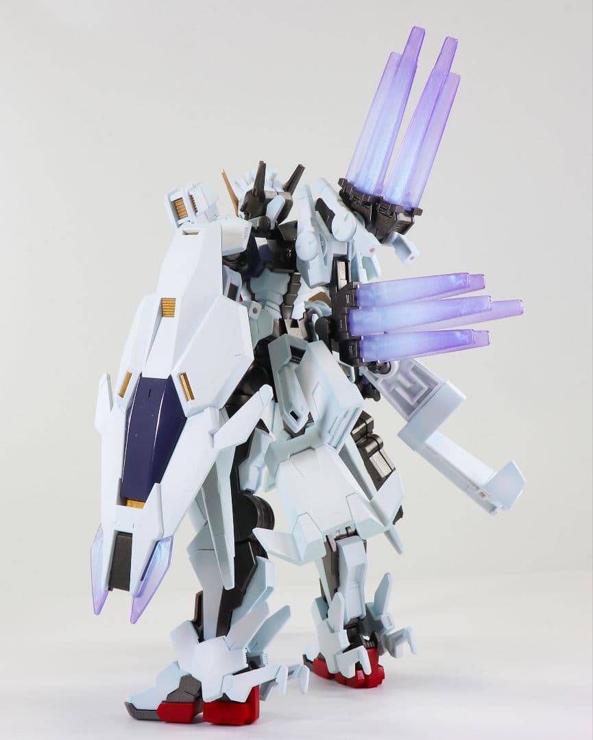 [組立済塗装品]HG機動戦士ガンダムエイト ガンダムジリウス プレミアムバンダイ