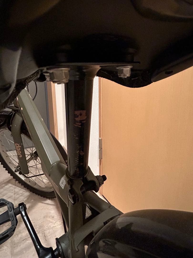 ジープ　JEEP 自転車キッズ　補助輪付き　匿名配送　中古