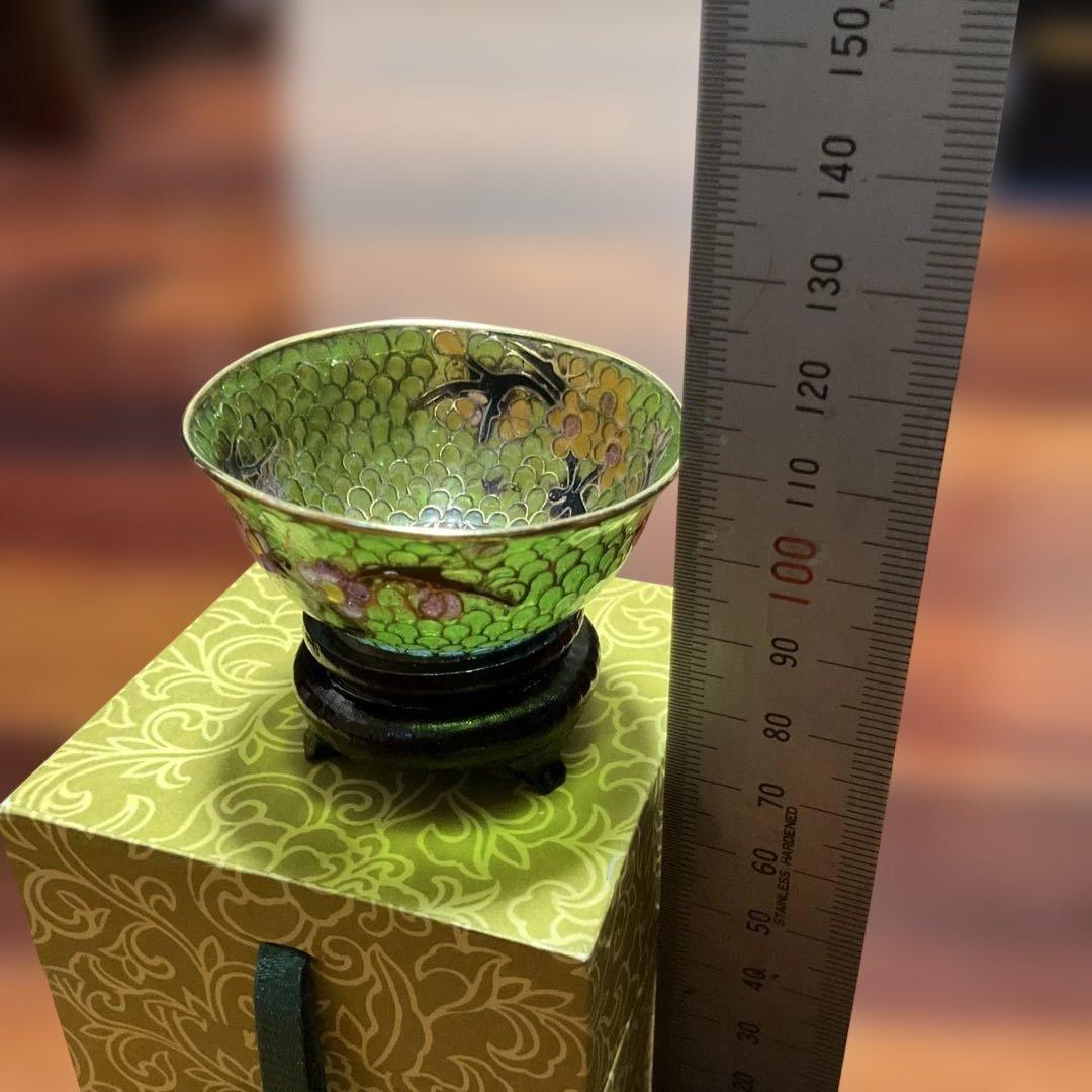 中国、ステンドグラス、花模様の緑色盃