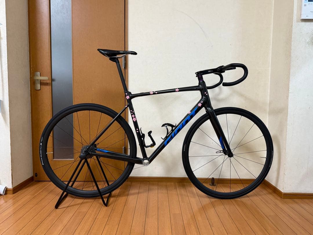 VITTORIA ELUSION NERO 前後ホイール 愛知引き取り限定