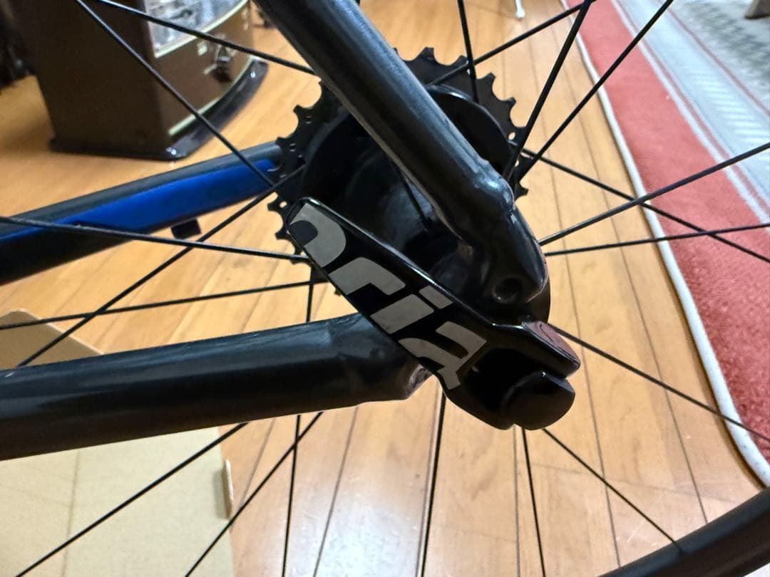 VITTORIA ELUSION NERO 前後ホイール 愛知引き取り限定