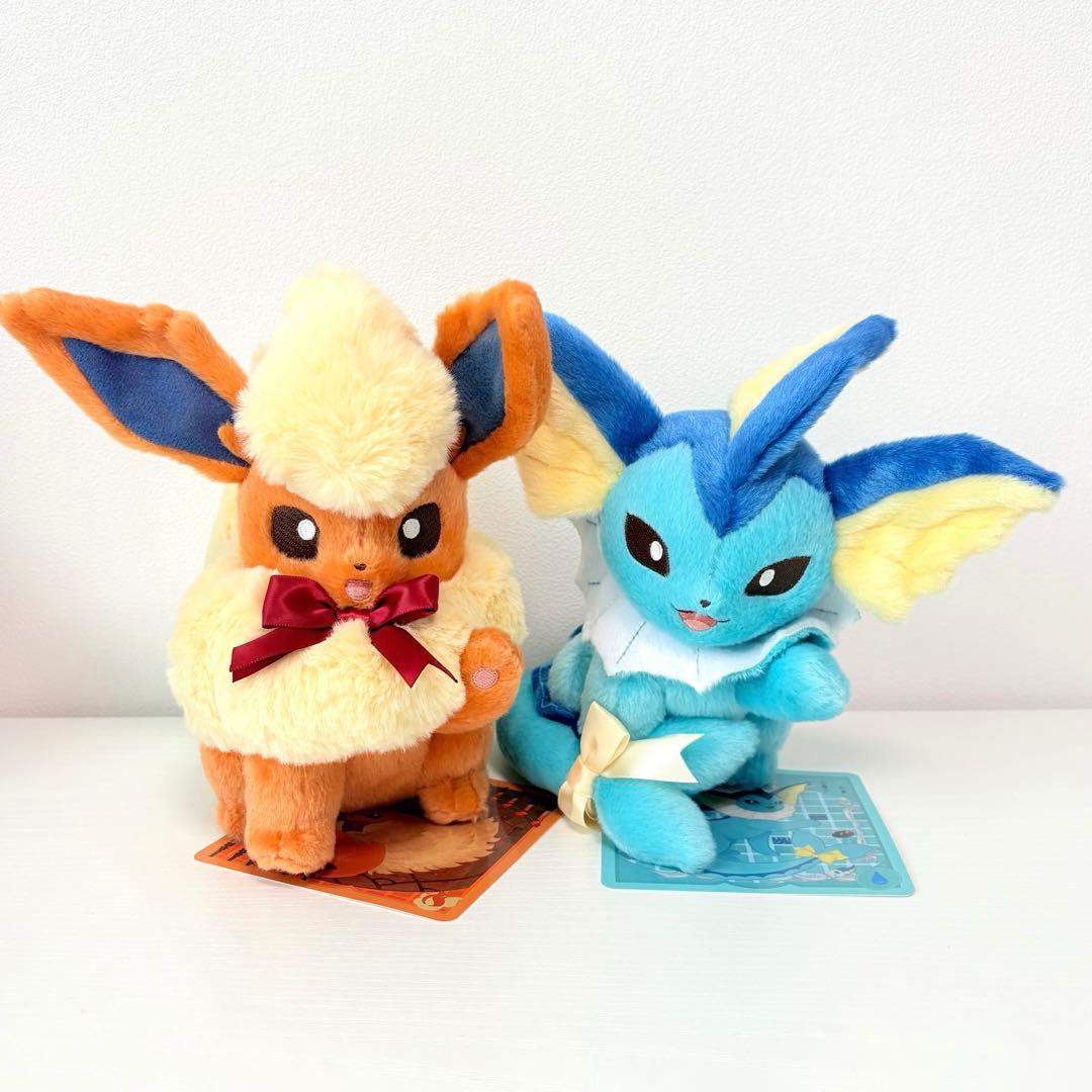 ポケモンセンター イーブイコレクション ぬいぐるみ ブースター シャワーズ 2点