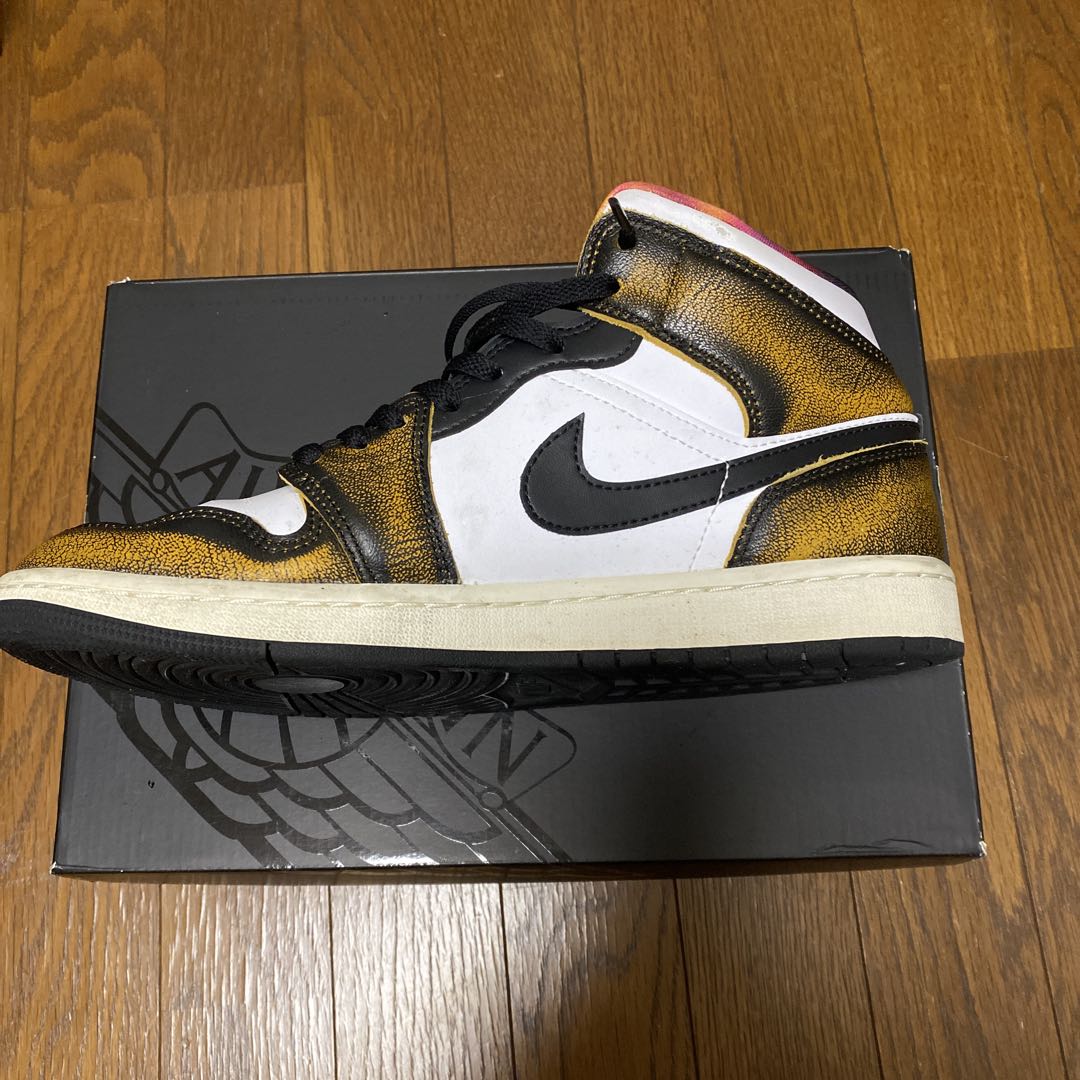 シューズ(男性用) Nike Air Jordan 1 Mid \"Wear Away\"