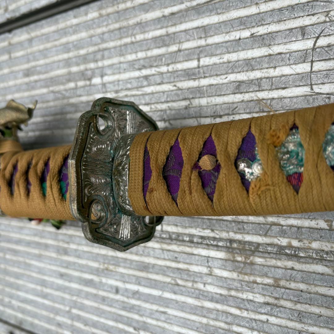 金属製 模造刀 陣太刀 龍紋彫 鯉金具