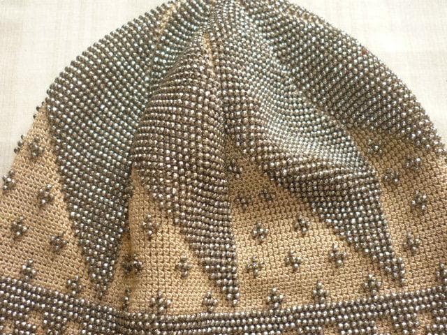仏製 1750年頃 当時25万◆銀製ビーズとシルクで編み上げカバー 重量300ｇ