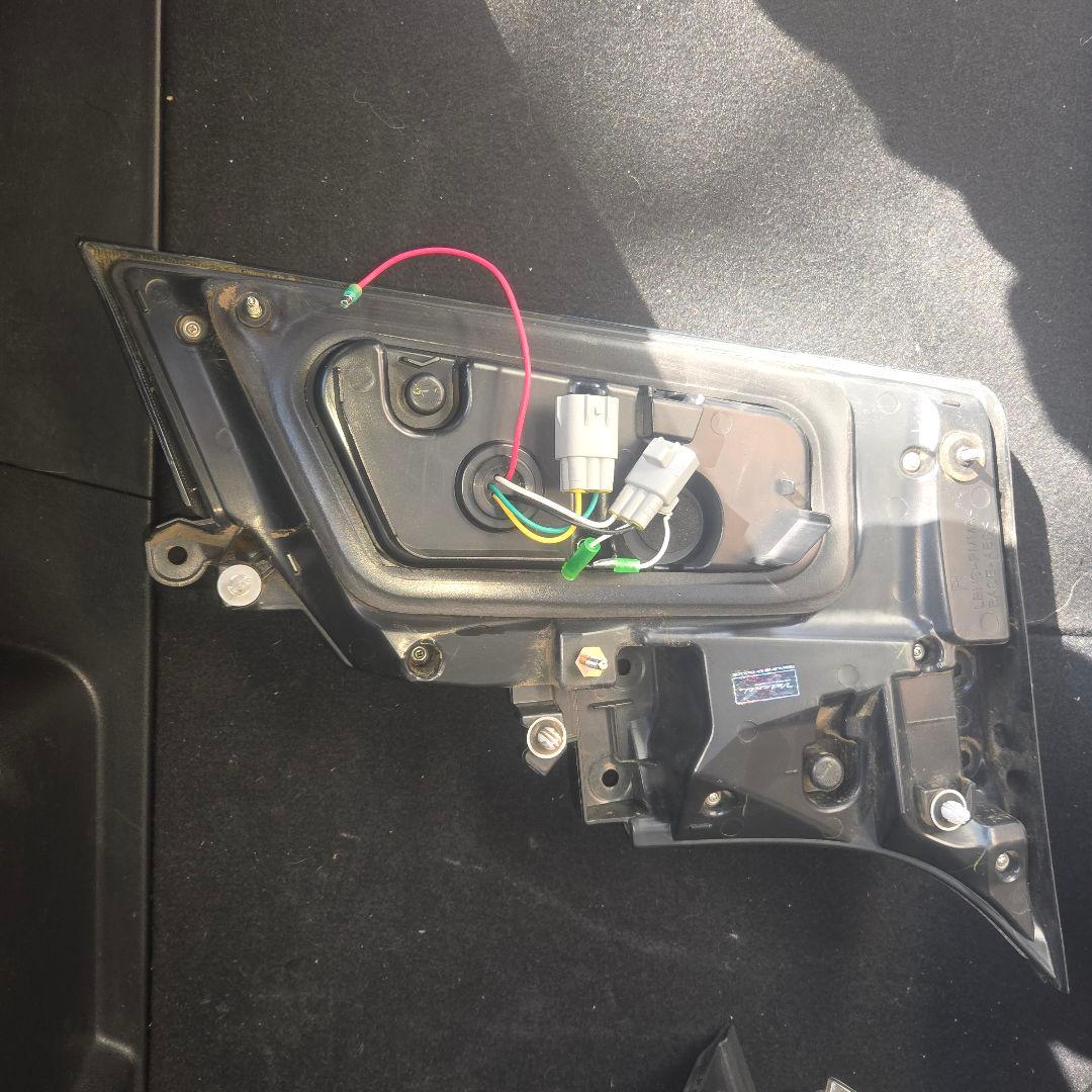 30ヴェルファイア後期　ヴァレンティテールランプ