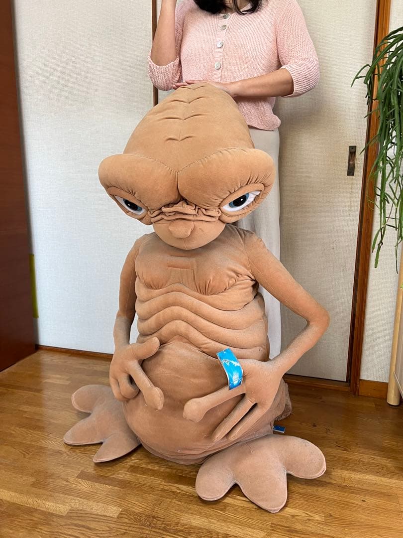 E.T. ぬいぐるみ 巨大　トイザらス42in 約110cm