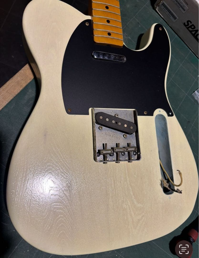 fender japan 初期／ブリッジAシリアルコンポーネント　ラッカー塗装