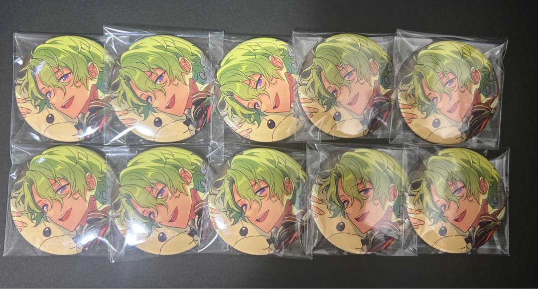 【最終値下げ】あんスタ　巴日和　缶バッジ