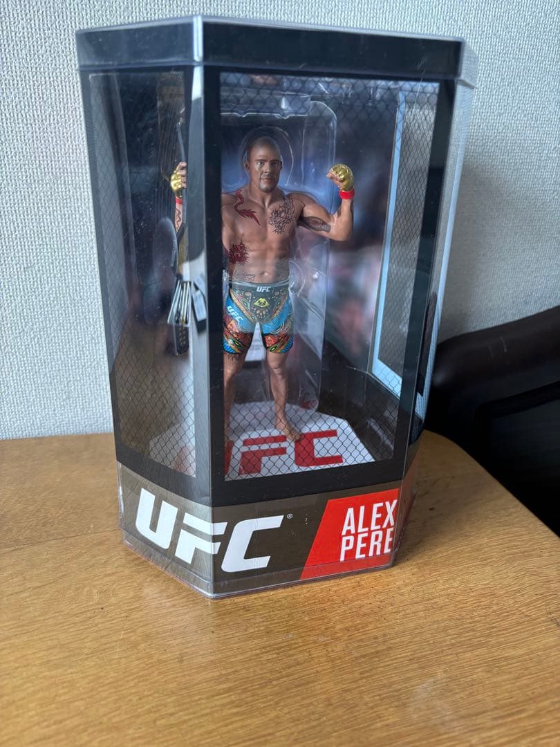 【新品】UFC公式 Alex Pereira アレックスペレイラ　ー フィギュア