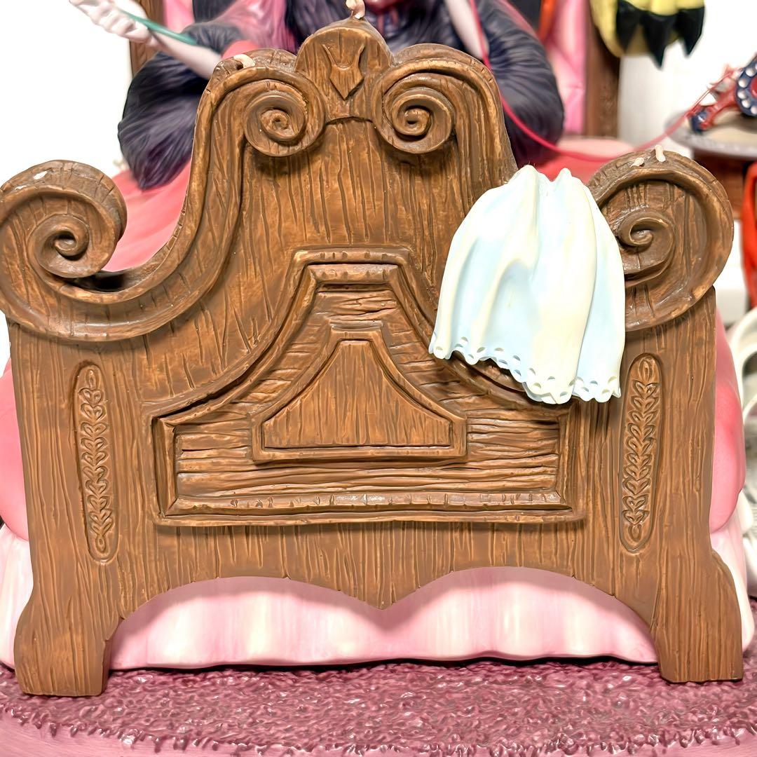 激レア　WDCC ディズニー　101匹わんちゃん　クルエラ　ヴィランズ　オブジェ