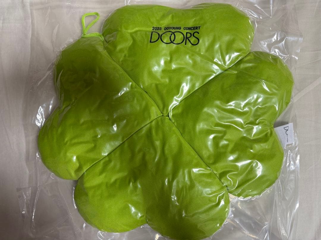 NCT127 ドヨン　ソロコン　クッション　スピーカー　グロパ特典