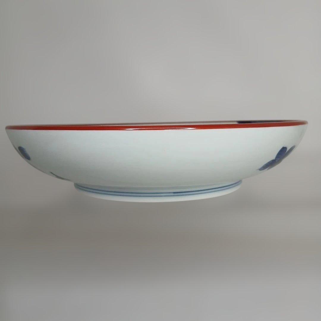 有田焼　(館林)喜助 作　『染錦椿盆栽　七寸深皿』　共箱付き