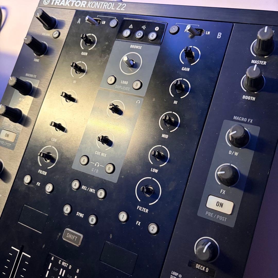 TRAKTOR KONTROL Z2 DJミキサー ジャンク品