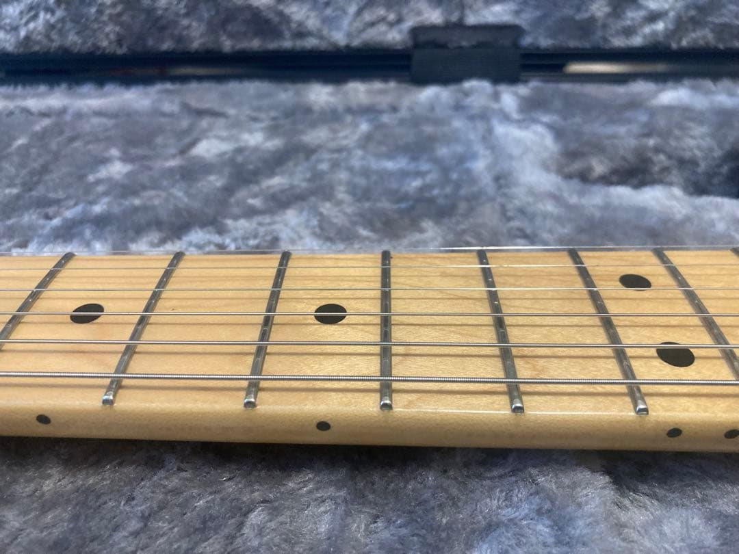 Fender Hybrid II ストラトキャスター　USAピックアップ搭載