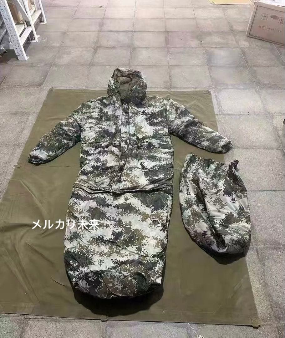 【新品　写真はサンプル】中国軍　07式寝袋兼用ウェア