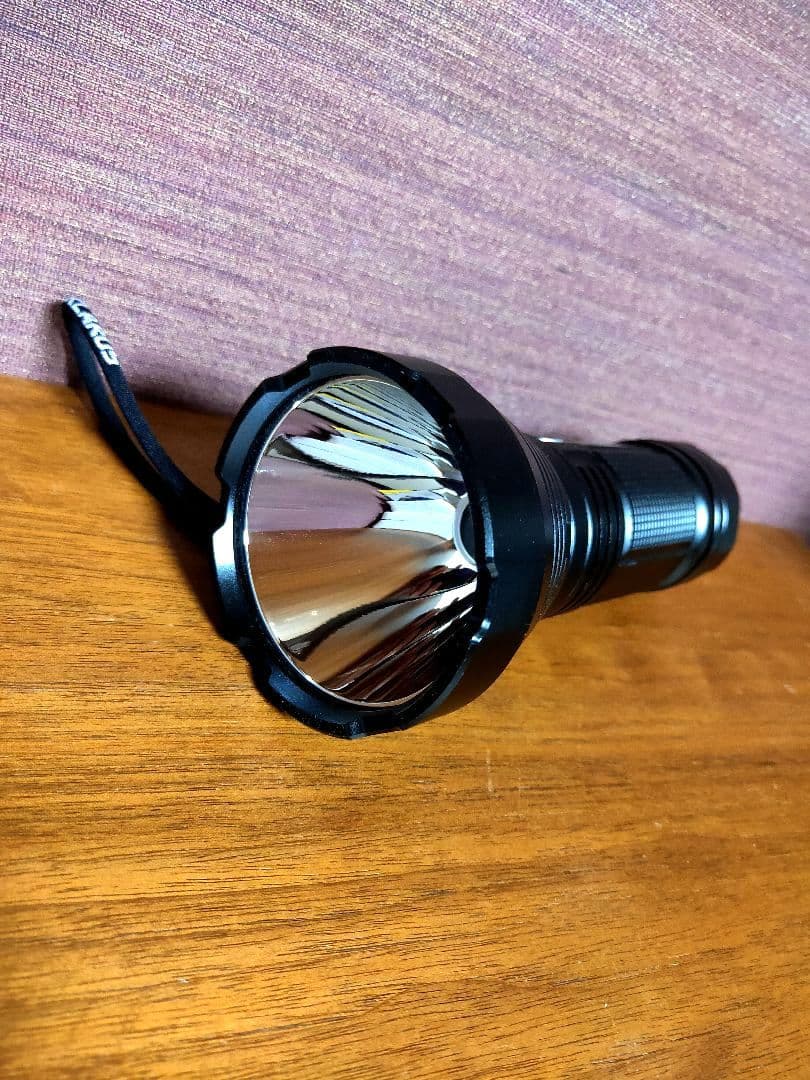 KLARUS クラルス G35 懐中電灯 LED スポットライト　2000lm