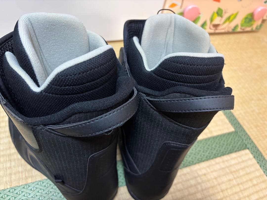 美品！VISIONPEAKSのブーツ atop搭載で締め付け楽々 色ブラック