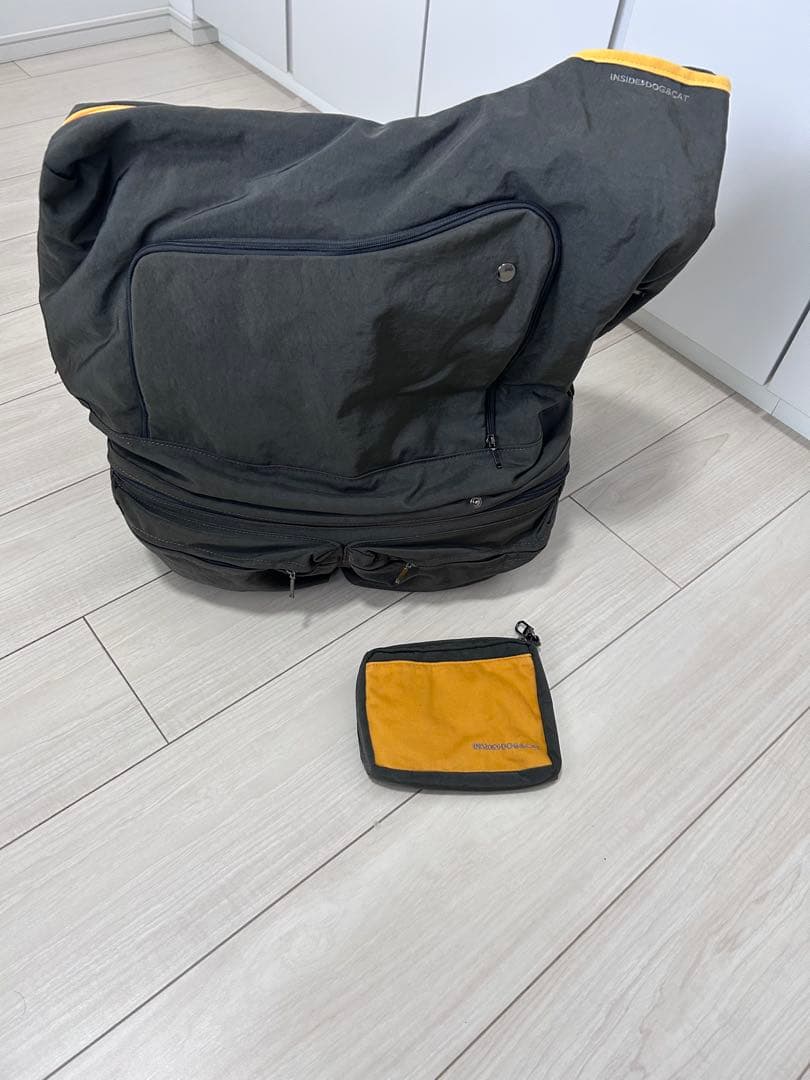 【INSIDD DOG&CAT】犬用スリングキャリーバッグ グレー/イエロー