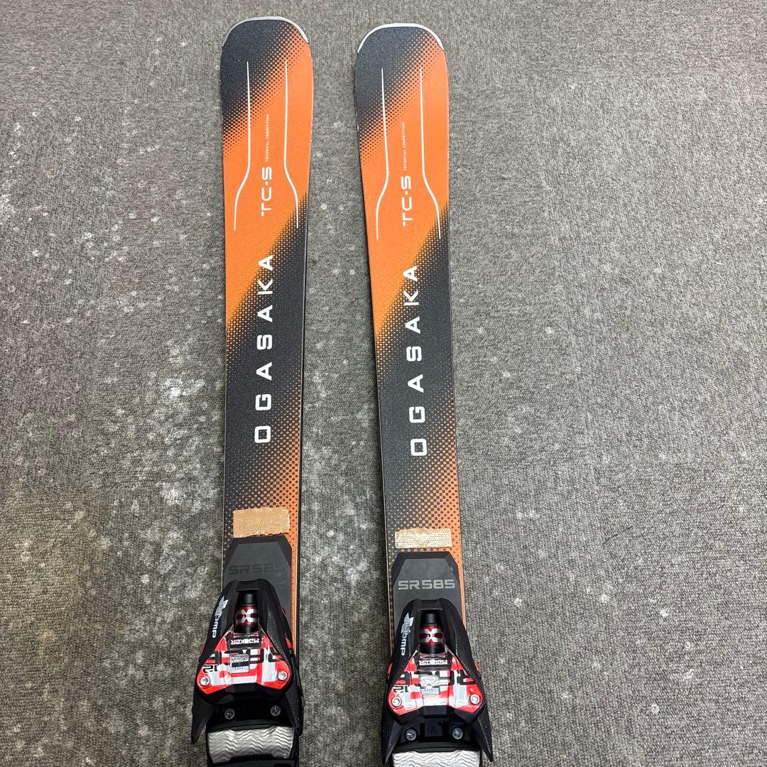 OGASAKA 2025〜2026 TCS スキー板滑走時間14日間使用傷あり。