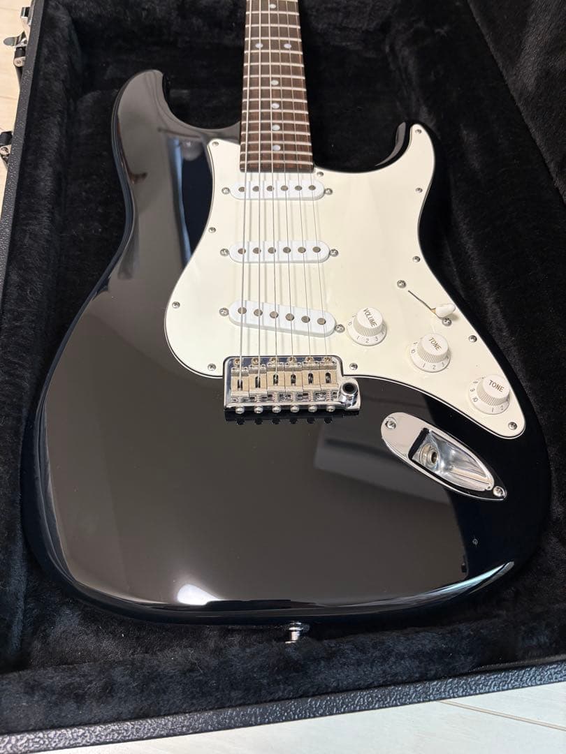 おれお　Suhr Classic S Antique Black