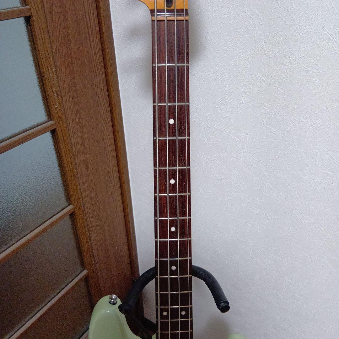 ベース Squier Classic Vibe 60's Precision Bass